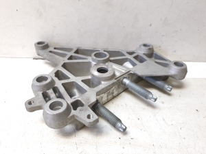 Ford Focus (2018–2026) Motorhalter - 2