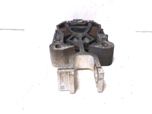 Ford Focus (2018–2026) Engine mount JX616P082BD - 4