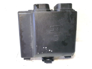 Front fuse box cover - JX6T14A003AB