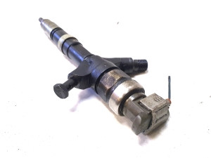 TOYOTA Avensis T25 (2003–2008) Kütusepihusti 236700G040 - 2