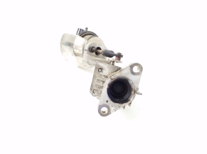 Hyundai Santa Fe (2012–2018) EGR valve 284102F700 - 3