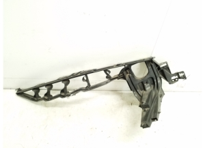   Bracket for front wing 