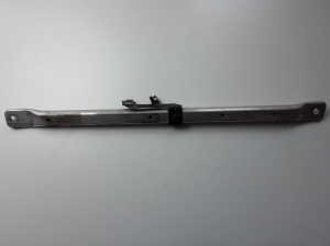  Engine holder 