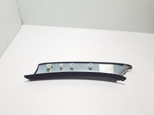  Interior trim of the front pillar 