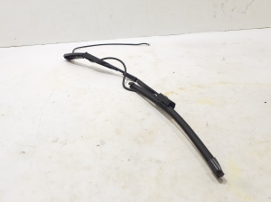  Windshield wiper blade 