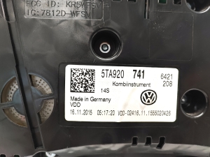 Volkswagen Touran III (2015–2026) Instrument cluster 5TA920741 - 2