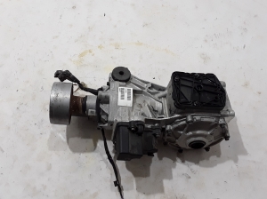   Rear reducer 