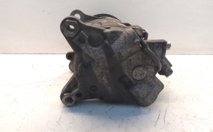 BMW 3 SERIES F30 (2011–2018) Konditsioneeri kompressor 922369502 - 2