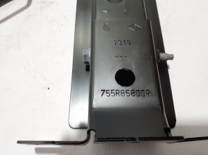  Seat holder 