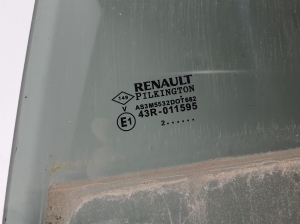 RENAULT Megane E-Tech CMF-EV (2022–2026) Rear side door glass 823015930R - 2
