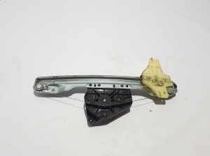 RENAULT Megane E-Tech CMF-EV (2022–2026) Front door window regulator 807206850R - 2