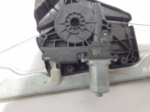 RENAULT Megane E-Tech CMF-EV (2022–2026) Front door window regulator 807206850R - 4