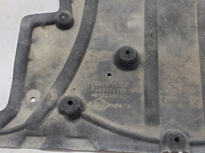 RENAULT Megane E-Tech CMF-EV (2022–2026) Rear underbody shield 758303399R - 3