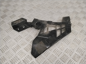 Front bumper bracket - A1778851800