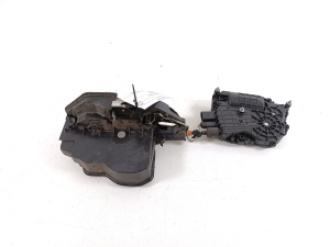   Rear side door lock  - 7167587 