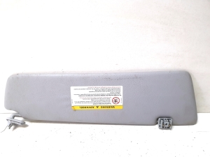  Sun visor 