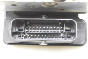 Kia ceed (2012–2018) ABS unit 58920A2210 - 2