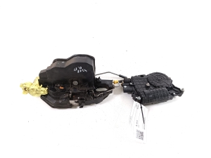   Front door lock  - 7167580 