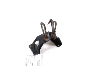   Anderer Teil der Motorhaube 