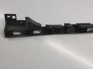 Alfa Romeo Giulia (2015–2026) Rear bumper bracket 50534389 - 4