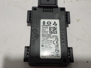 RENAULT Megane E-Tech CMF-EV (2022–2026) Pimeda nurga radar Distronic 284N08003R - 2