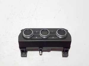 Heater control panel - 275100298R