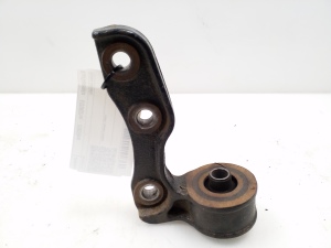 Kia Sorento (2002–2009) Mootori kinnitus - 2