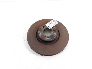   Bremsscheibe vorne  - 6886477 