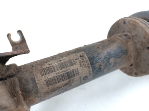 BMW X6 E71 (2008–2014) Front shock absorber and its components - 3
