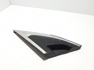 RENAULT Megane E-Tech CMF-EV (2022–2026) Sonstiges Detail des Heckflügels 833801713R - 4