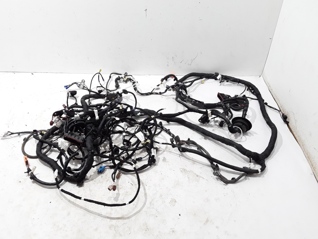 RENAULT Megane E-Tech CMF-EV (2022–2026) Interior wiring harness 240101985R RENAULT Megane E-Tech CMF-EV (2022–2026) Interior wiring harness 240101985R