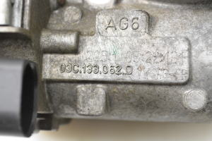 Volkswagen Golf V (2003–2009) Drosselklappe 03C133062D - 5
