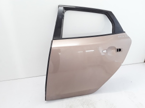  Rear side doors 