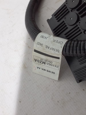 RENAULT Megane E-Tech CMF-EV (2022–2026) Positive cable 241055MZ0A - 2