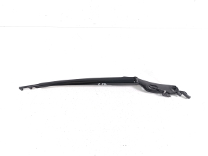  Windshield wiper blade 