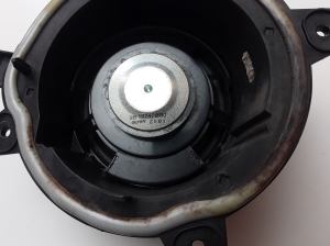 Peugeot 2008 (2013–2026) Lautsprecher Tür vorne 9818747880 - 3