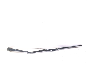Windshield wiper arm - A6398200044