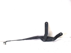 Mercedes Benz C-Class 204 (2007–2014) Esiklaasi puhasti hoob A2048201544 - 2