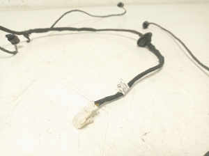 Mercedes Benz C-Class 204 (2007–2014) Rear parking sensor cable A2075403434 - 3