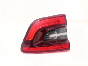   Tail light on trunk lid  - 265550151R 