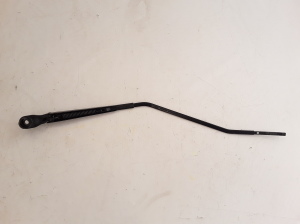  Windshield wiper blade 