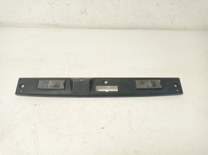   Boîtier d’éclairage de plaque d’immatriculation  - 265128109R 