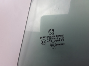 Peugeot 508 (2010–2017) Aizmugurējo sānu durvju stikls 43R000929 - 3