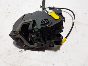 Citroen C4 C41 (2020–2026) Rear side door lock 9832788680 - 3