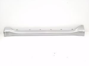   Exterior sill trim  - 1VN70TZZAC 