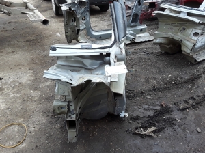 Citroen C4 C41 (2020–2026) Front outrigger 1638949680 - 3
