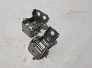 Citroen C4 C41 (2020–2026) Rear side door upper hinge 9834091680 - 2