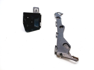 Ford C-MAX (2010–2026) Rear bumper bracket AM5117E851AF - 3