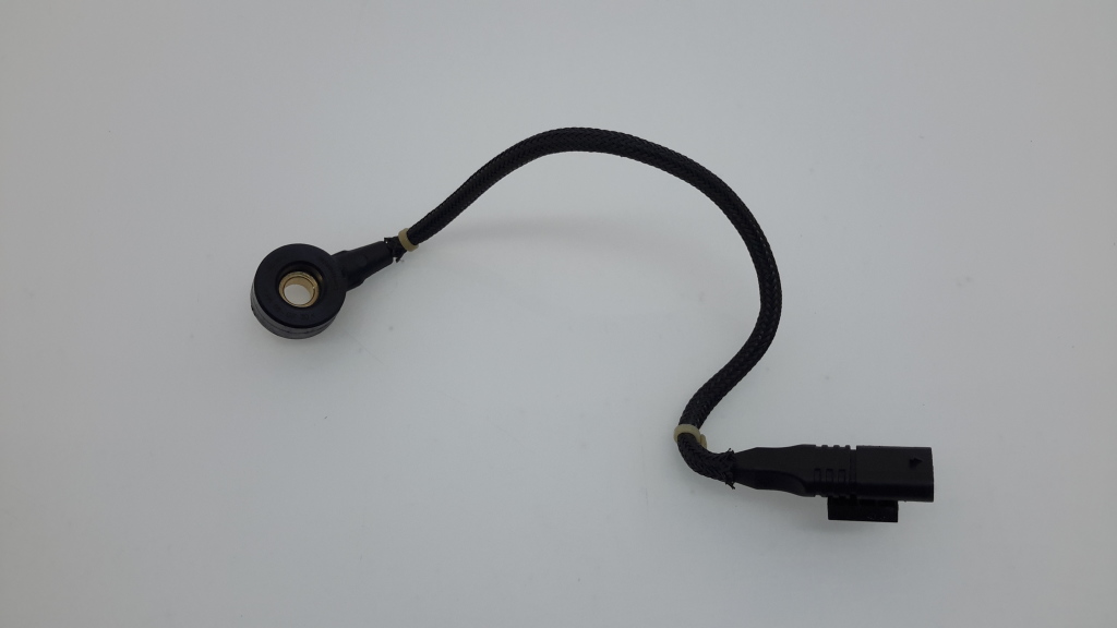 Used Mercedes Benz E Class Detonation Sensor A0071531228