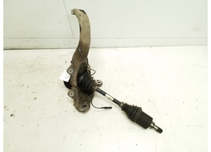 BMW X6 E71 (2008–2014) Front wheel hub - 2